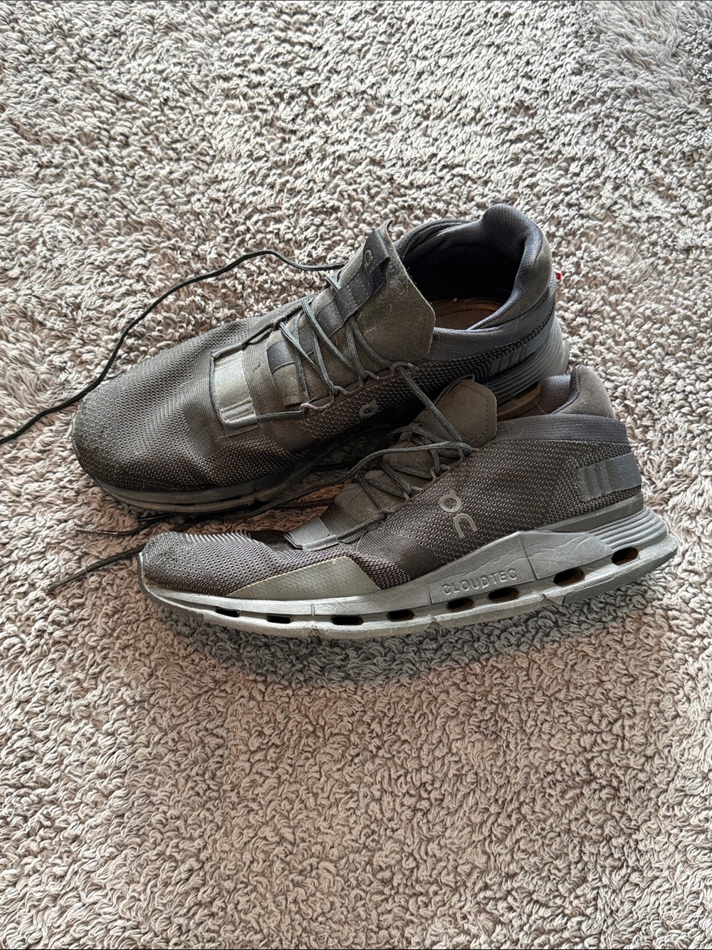 On Running Men's Cloudtec Athletic Shoes - Gray